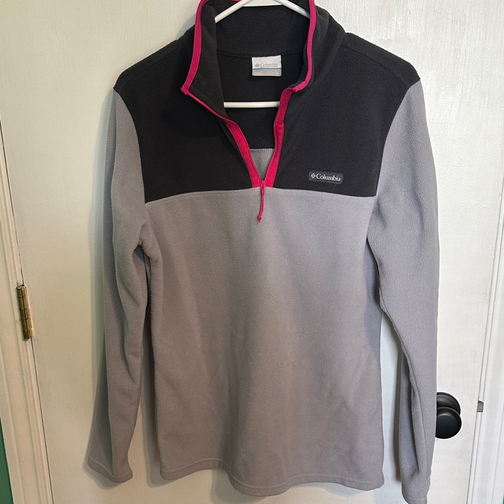 Columbia Black and Gray Fleece with Pink Trim women’s size medium